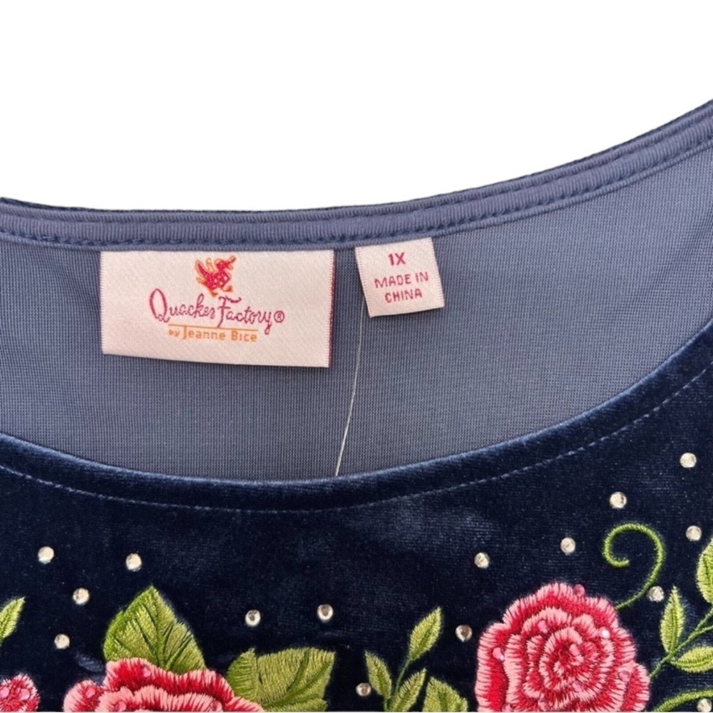 QUACKER FACTORY Floral Embroidered Knit Velvet Dress in Dark Navy Size 1X NWT - Picture 6 of 6